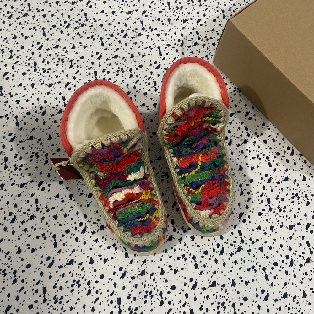 Mou Multicolor Crochet Knit Fleece-Lined Boots - Picture 2 of 8